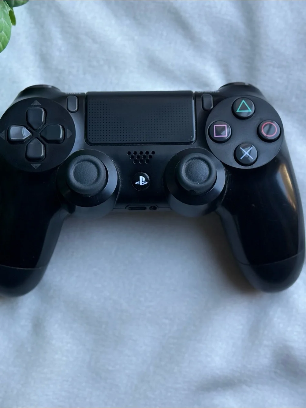 Sony DualShock 4 Wireless Controller - Black